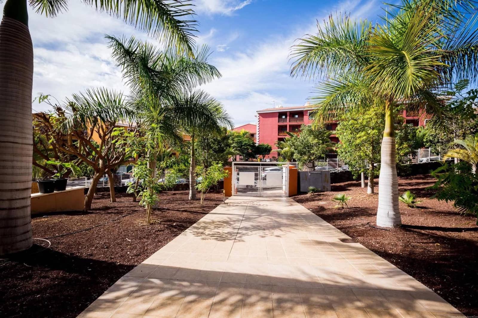 2 chambre Appartement à vendre à Palm-Mar avec piscine garage - 320 000 € (Ref: 9648158)