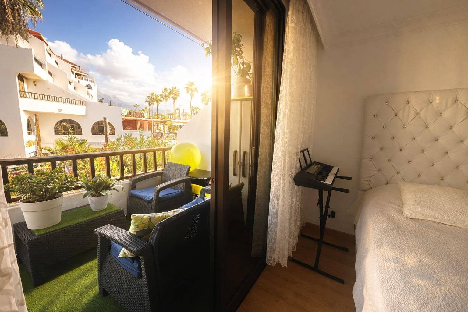 2 sypialnia Apartament na sprzedaż w Playa de las Americas z basenem - 630 000 € (Ref: 9648160)