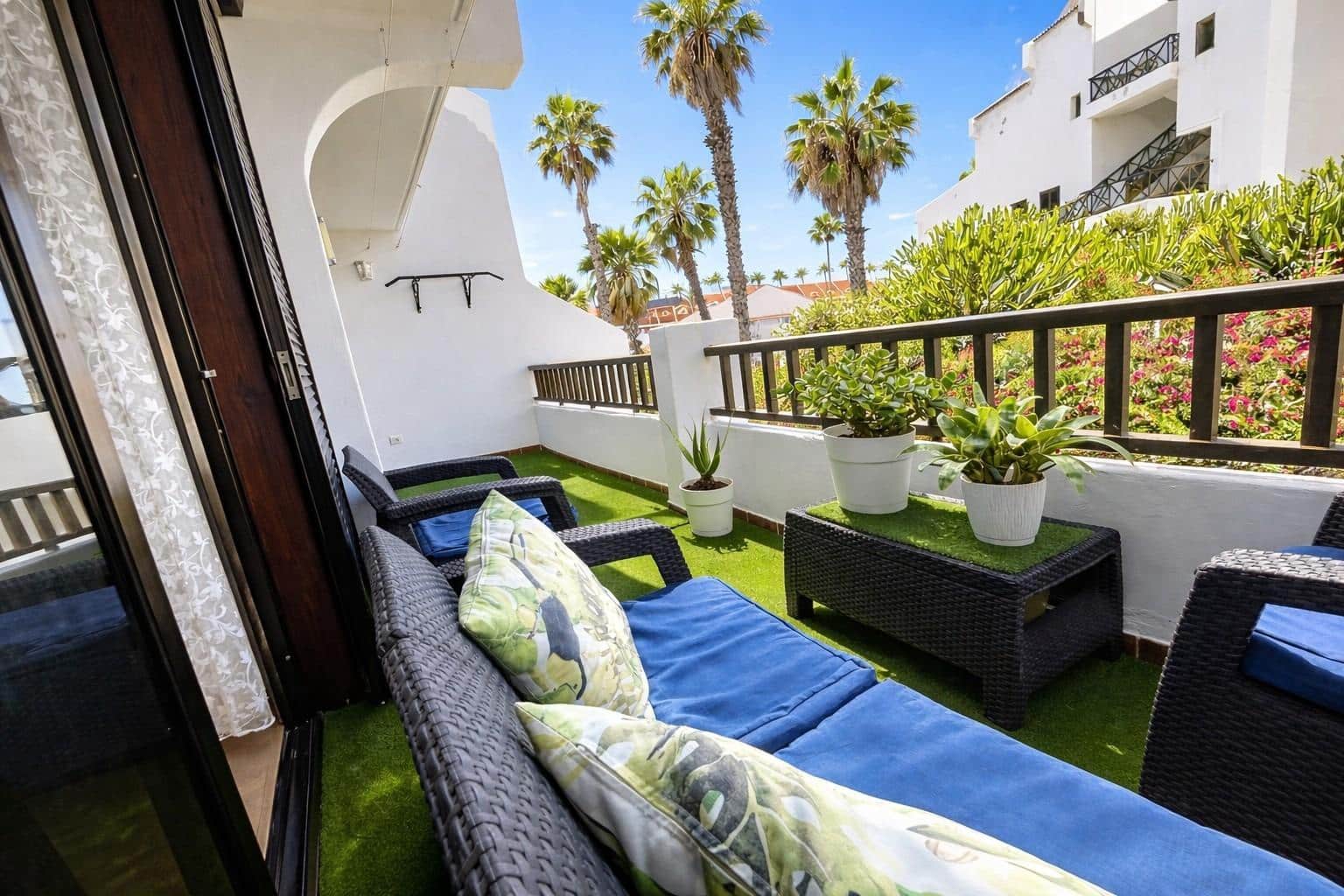 2 sypialnia Apartament na sprzedaż w Playa de las Americas z basenem - 630 000 € (Ref: 9648160)