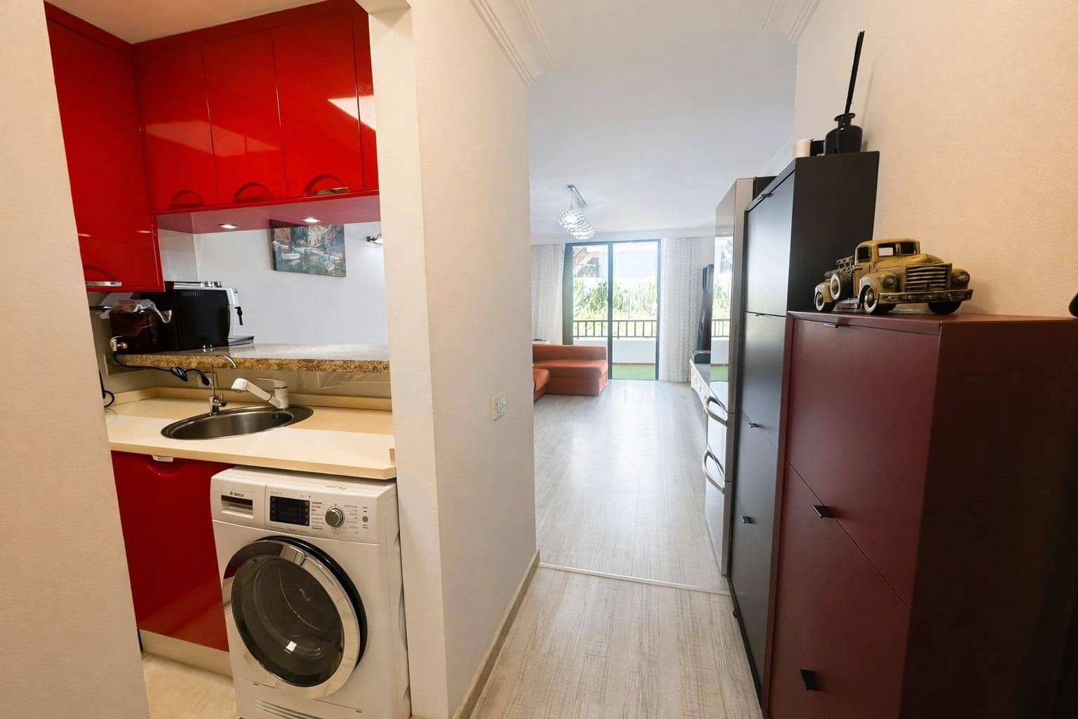 2 sypialnia Apartament na sprzedaż w Playa de las Americas z basenem - 630 000 € (Ref: 9648160)