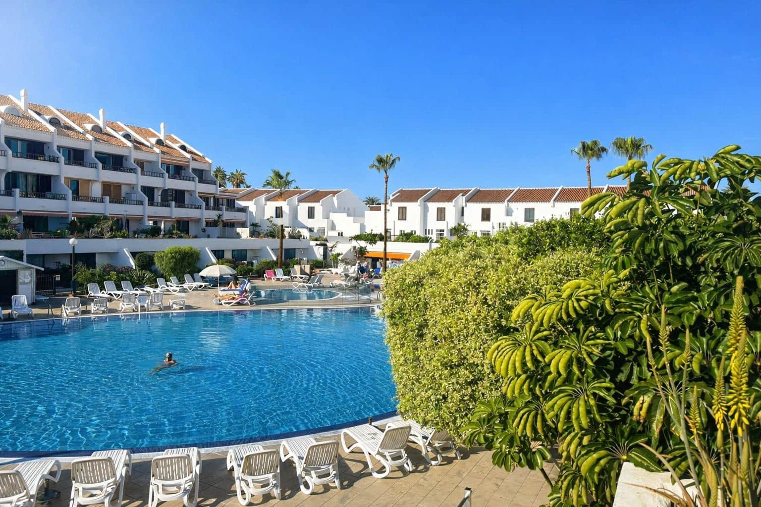 2 sypialnia Apartament na sprzedaż w Playa de las Americas z basenem - 630 000 € (Ref: 9648160)