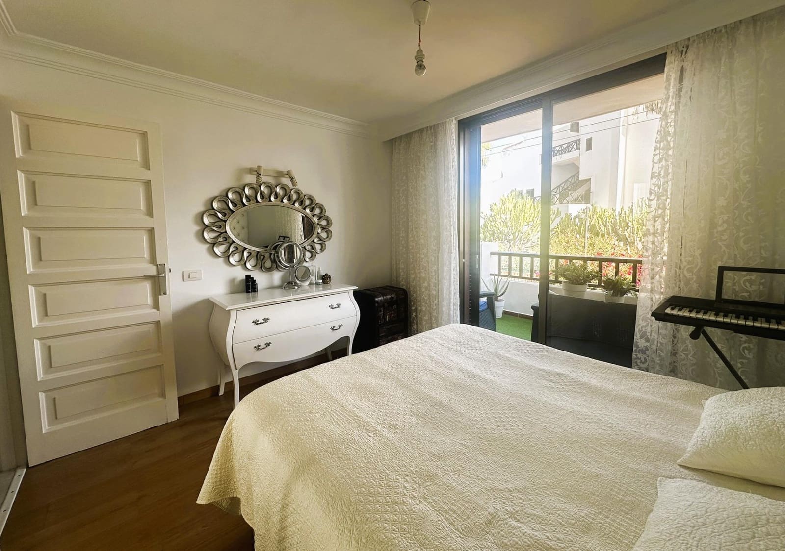 2 sypialnia Apartament na sprzedaż w Playa de las Americas z basenem - 630 000 € (Ref: 9648160)