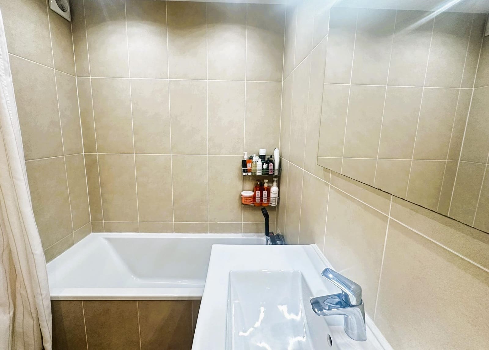 2 sypialnia Apartament na sprzedaż w Playa de las Americas z basenem - 630 000 € (Ref: 9648160)