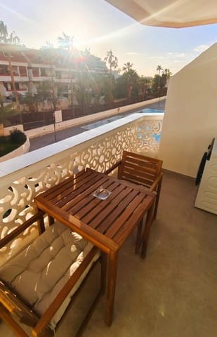1 chambre Appartement à vendre à Playa de las Americas, Arona avec piscine - 315 000 € (Ref: 9648161)