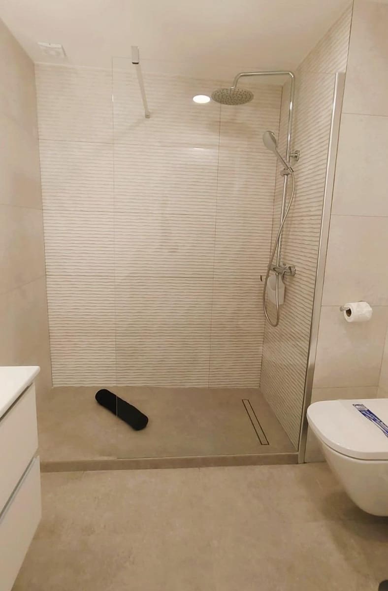 1 bedroom Apartment for sale in Playa de las Americas with pool - € 315,000 (Ref: 9648161)