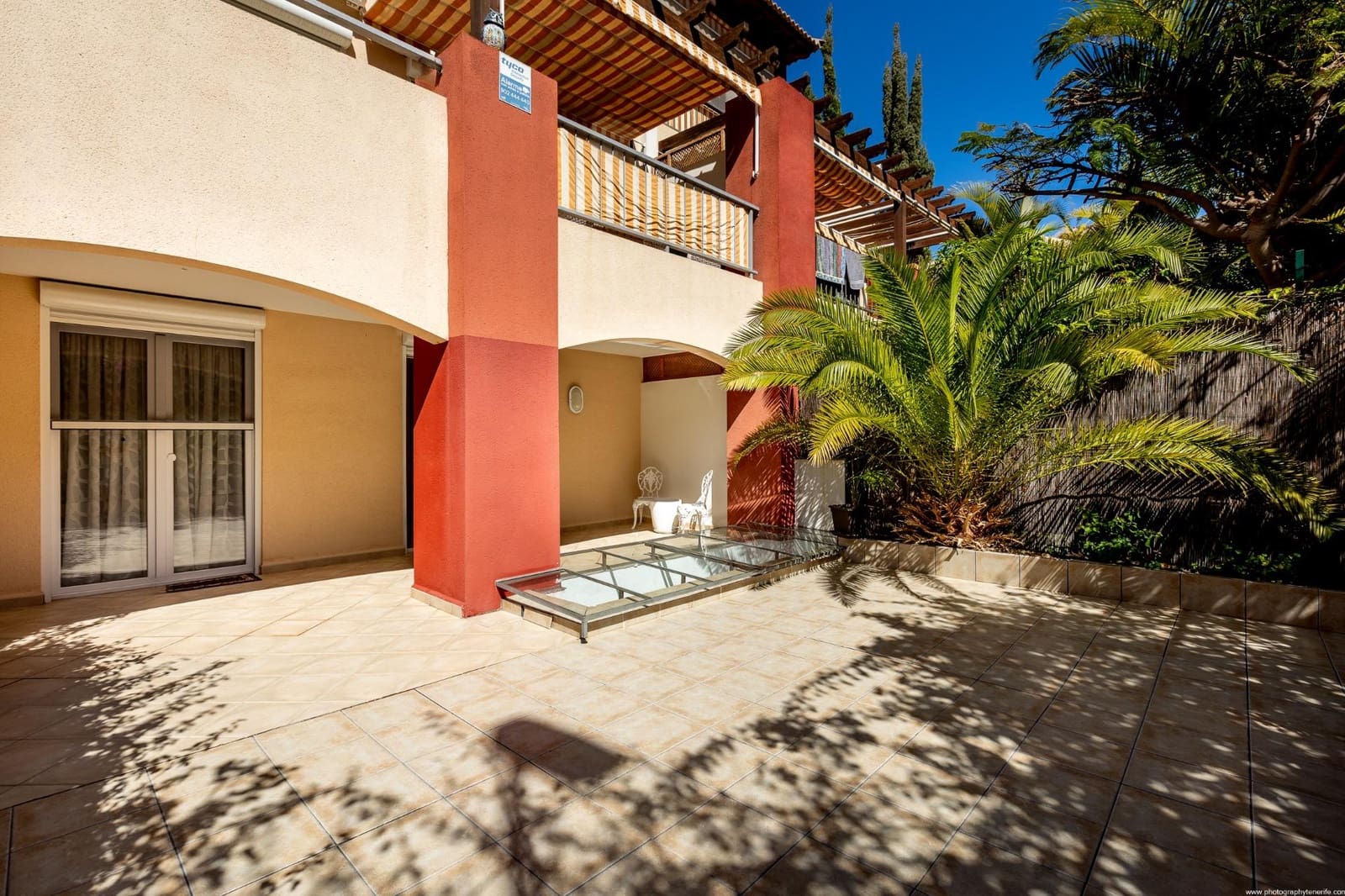 3 quarto Moradia para venda em Los Cristianos com piscina garagem - 950 000 € (Ref: 9648164)