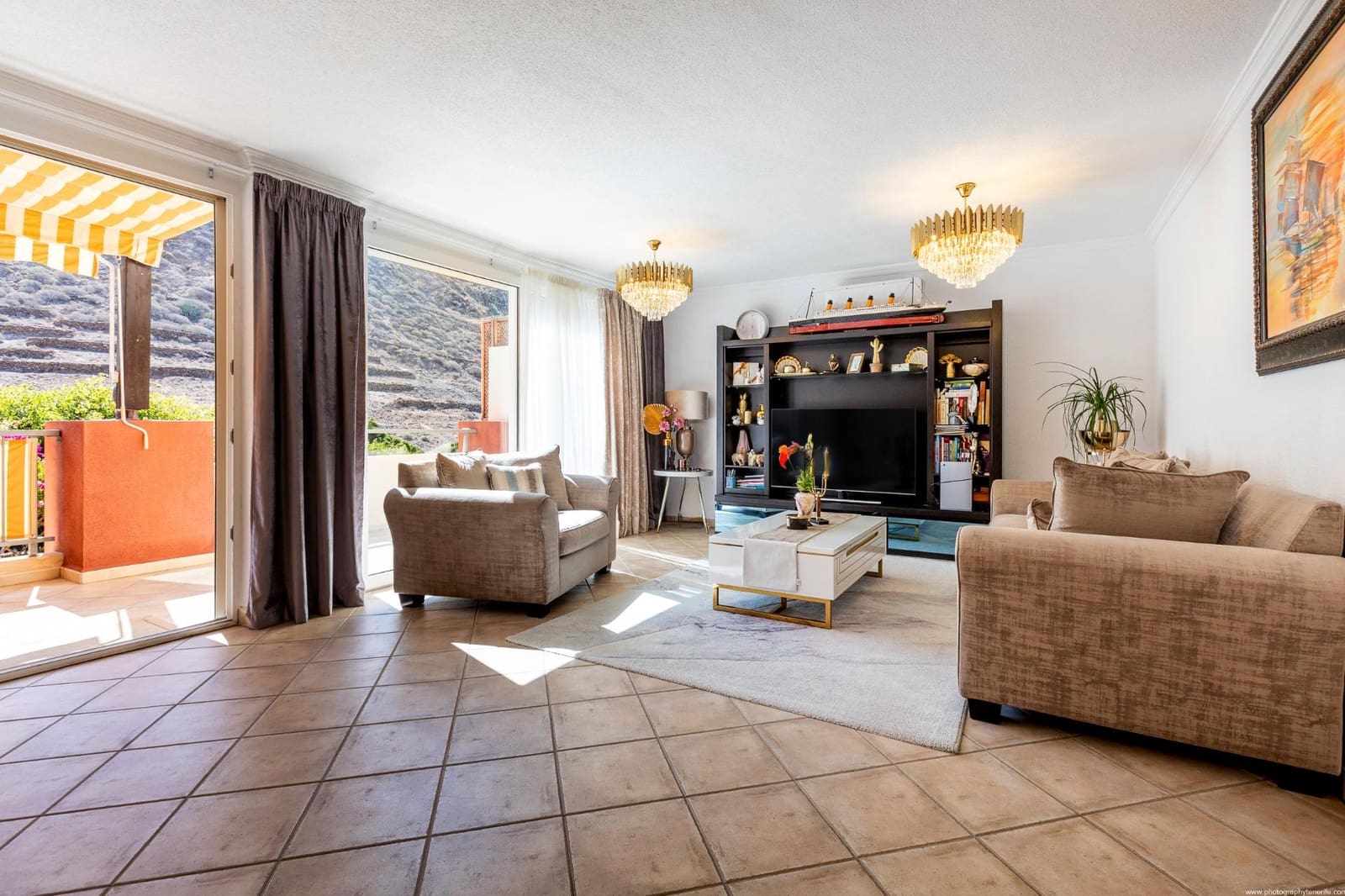 3 quarto Moradia para venda em Los Cristianos com piscina garagem - 950 000 € (Ref: 9648164)