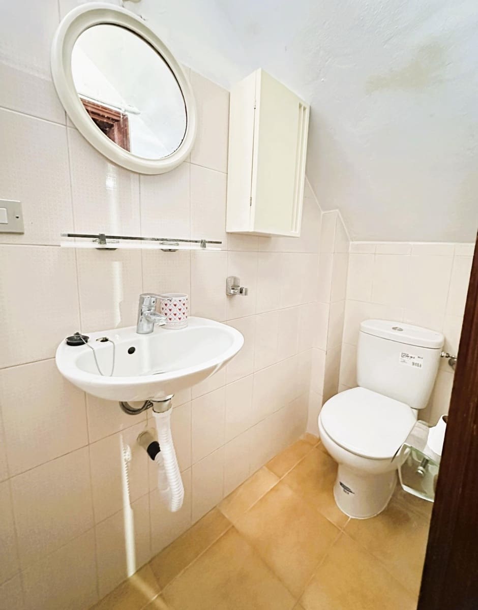 Apartamento de 8 habitaciones en Guía de Isora en venta con garaje - 270.000 € (Ref: 9648165)