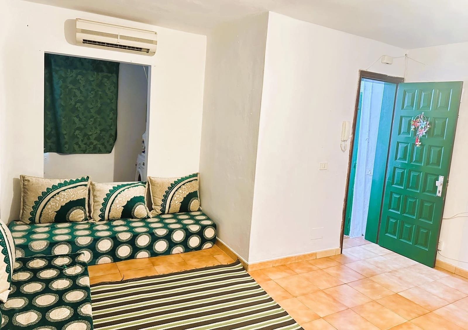 Apartamento de 8 habitaciones en Guía de Isora en venta con garaje - 270.000 € (Ref: 9648165)