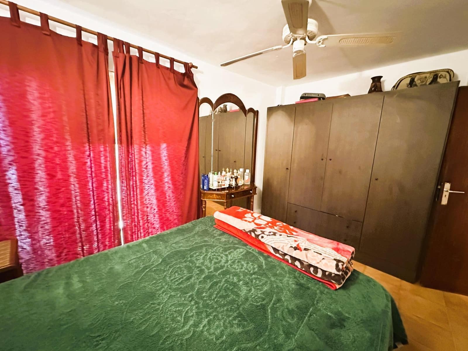 Apartamento de 8 habitaciones en Guía de Isora en venta con garaje - 270.000 € (Ref: 9648165)