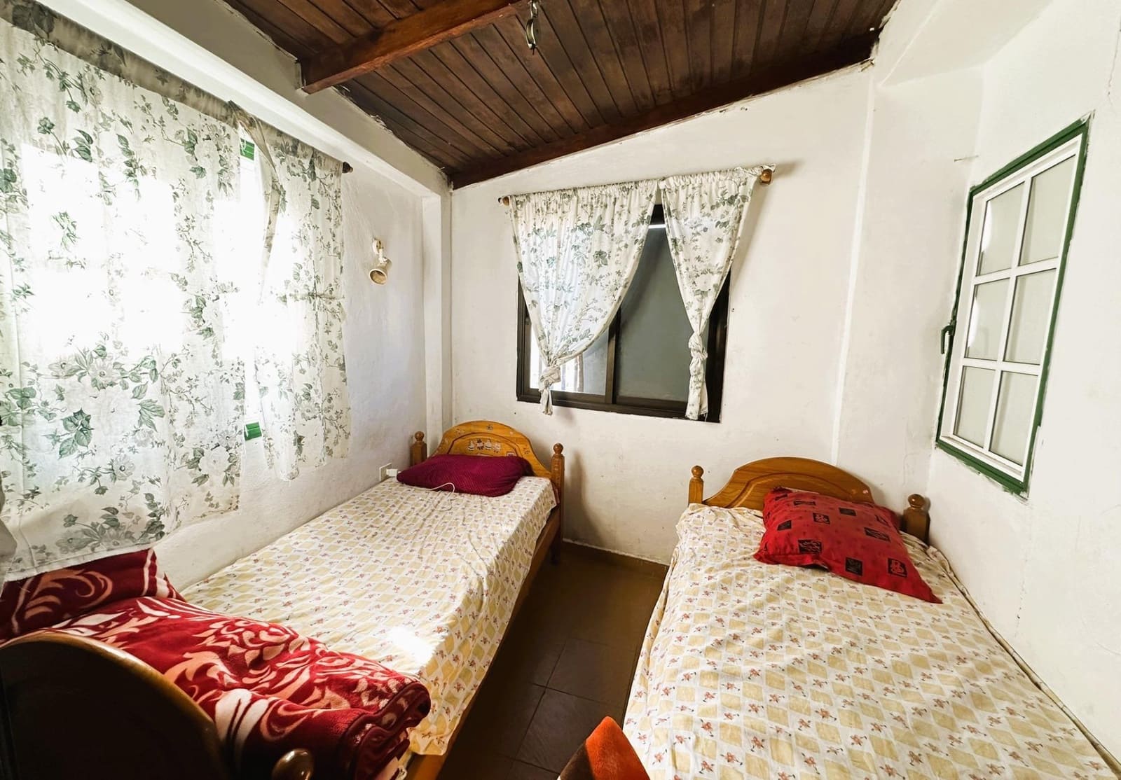 Apartamento de 8 habitaciones en Guía de Isora en venta con garaje - 270.000 € (Ref: 9648165)