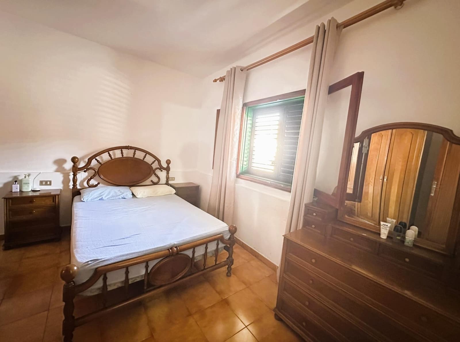 Apartamento de 8 habitaciones en Guía de Isora en venta con garaje - 270.000 € (Ref: 9648165)