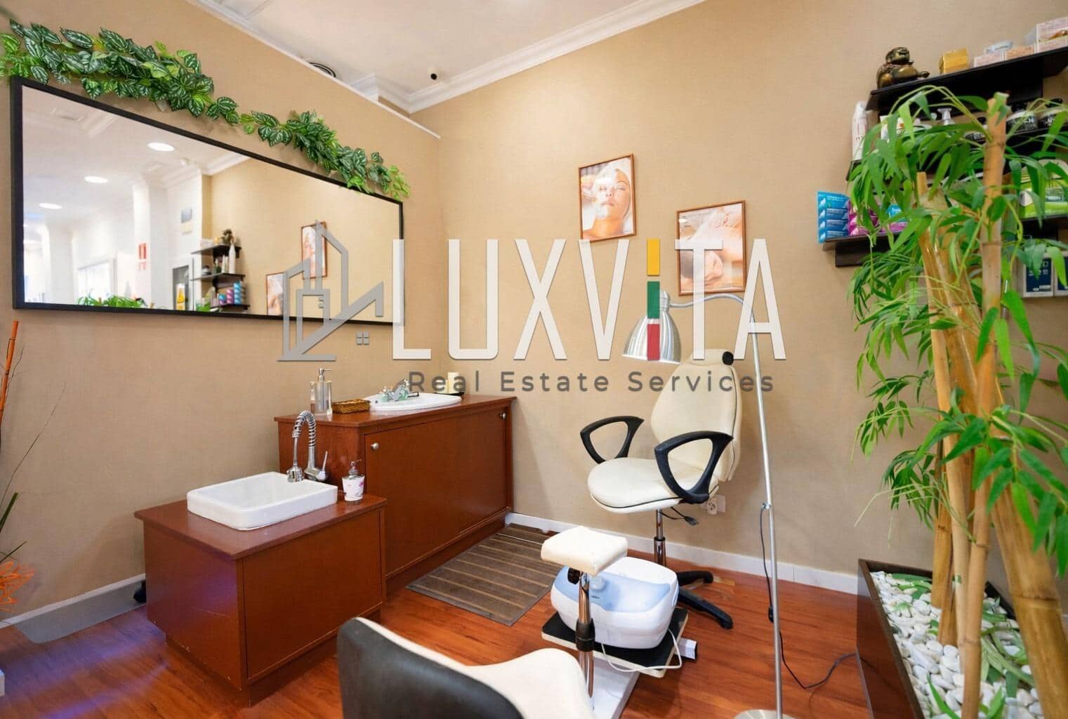 Local Comercial en Santa Cruz de Tenerife en alquiler - 1.457 € (Ref: 9677503)