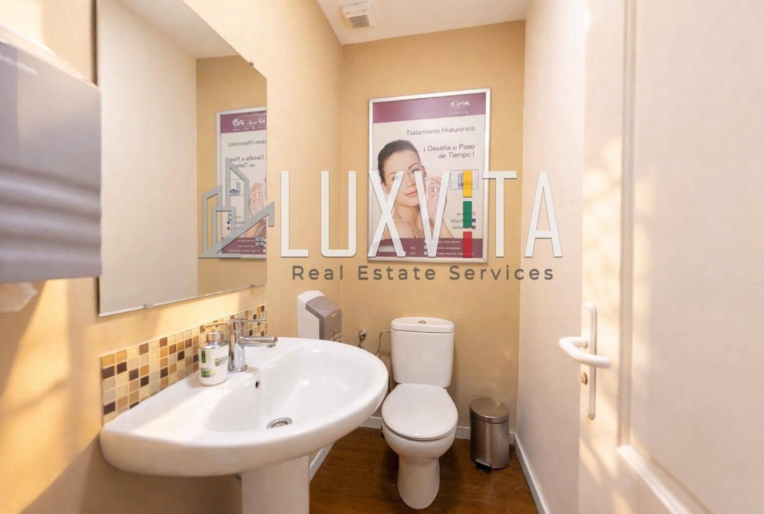 Local Comercial en Santa Cruz de Tenerife en alquiler - 1.457 € (Ref: 9677503)