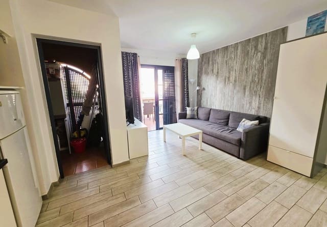 1 sypialnia Apartament na sprzedaż w Costa del Silencio, Arona z basenem garażem - 220 000 € (Ref: 9701653)