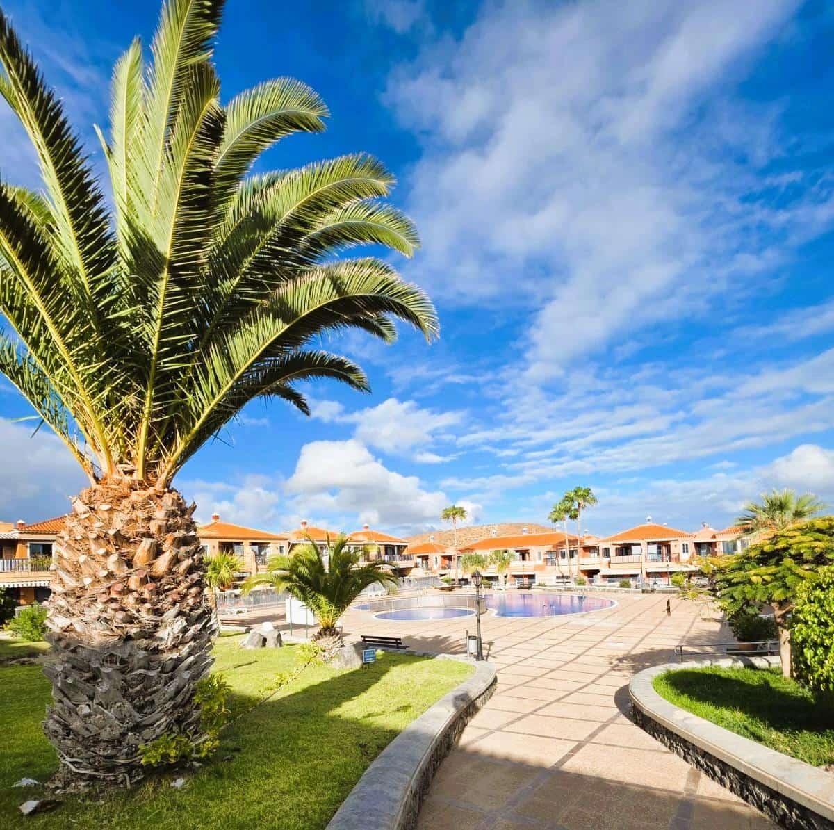 1 bedroom Apartment for sale in Arona with pool garage - € 220,000 (Ref: 9701653)