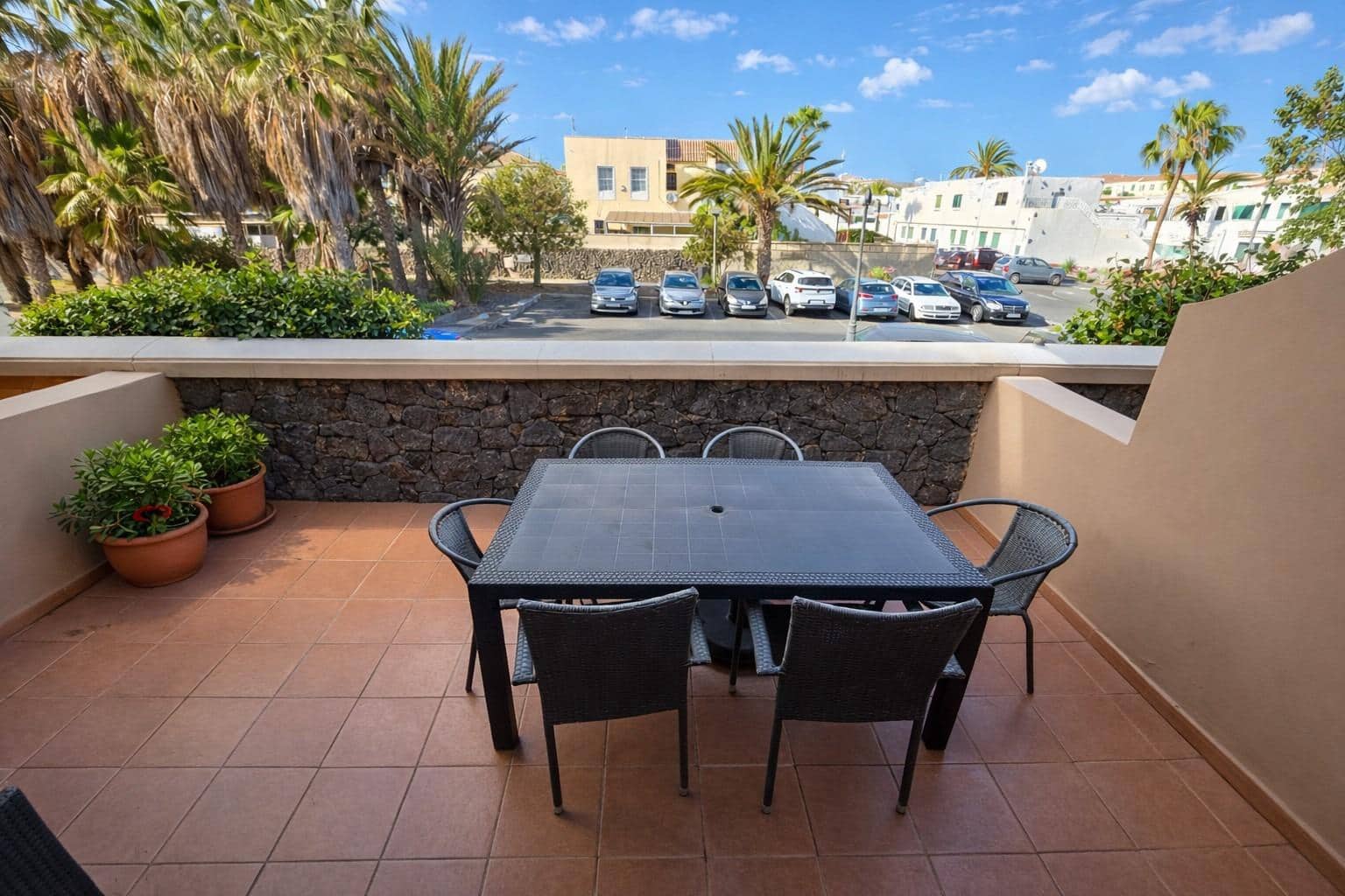 1 bedroom Apartment for sale in Arona with pool garage - € 220,000 (Ref: 9701653)