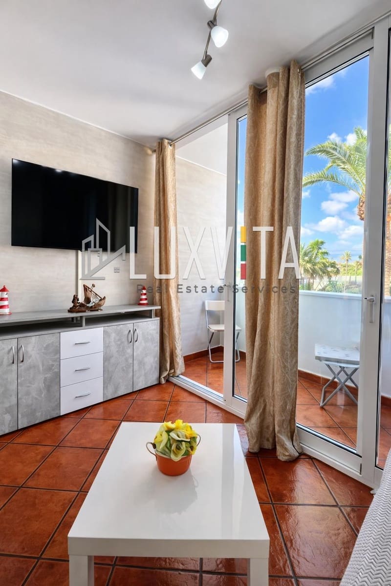 1 soverom Leilighet til salgs i Arona med svømmebasseng - € 165 000 (Ref: 9783155)