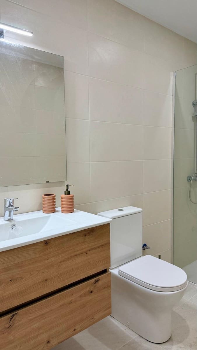 3 sovrum Lägenhet till salu i Los Cristianos med pool - 339 000 € (Ref: 9783156)