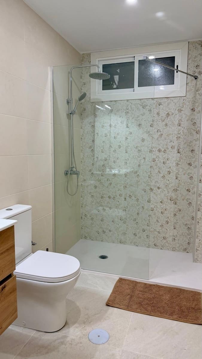 3 sovrum Lägenhet till salu i Los Cristianos med pool - 339 000 € (Ref: 9783156)