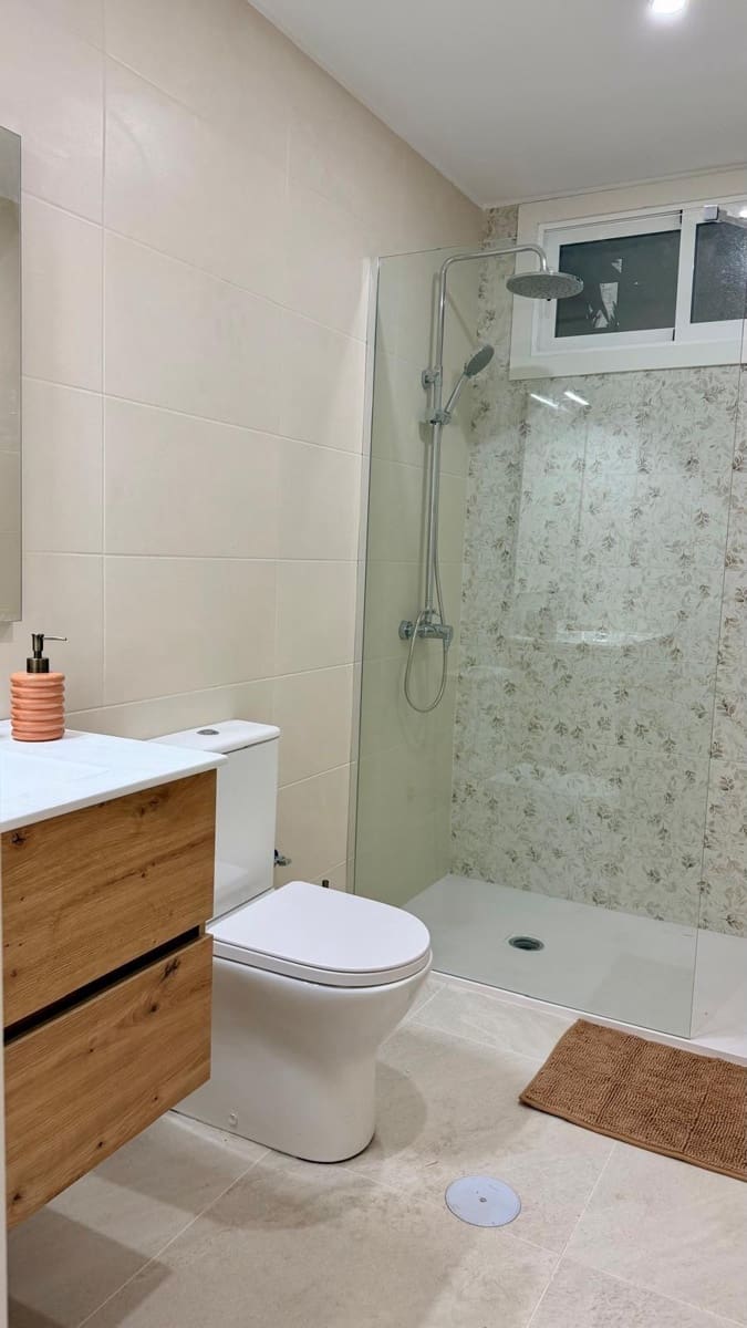 3 sovrum Lägenhet till salu i Los Cristianos med pool - 339 000 € (Ref: 9783156)