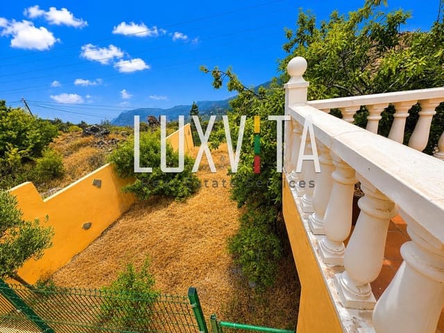 4 soveværelse Villa til salg i Santiago del Teide med garage - € 560.000 (Ref: 9924637)