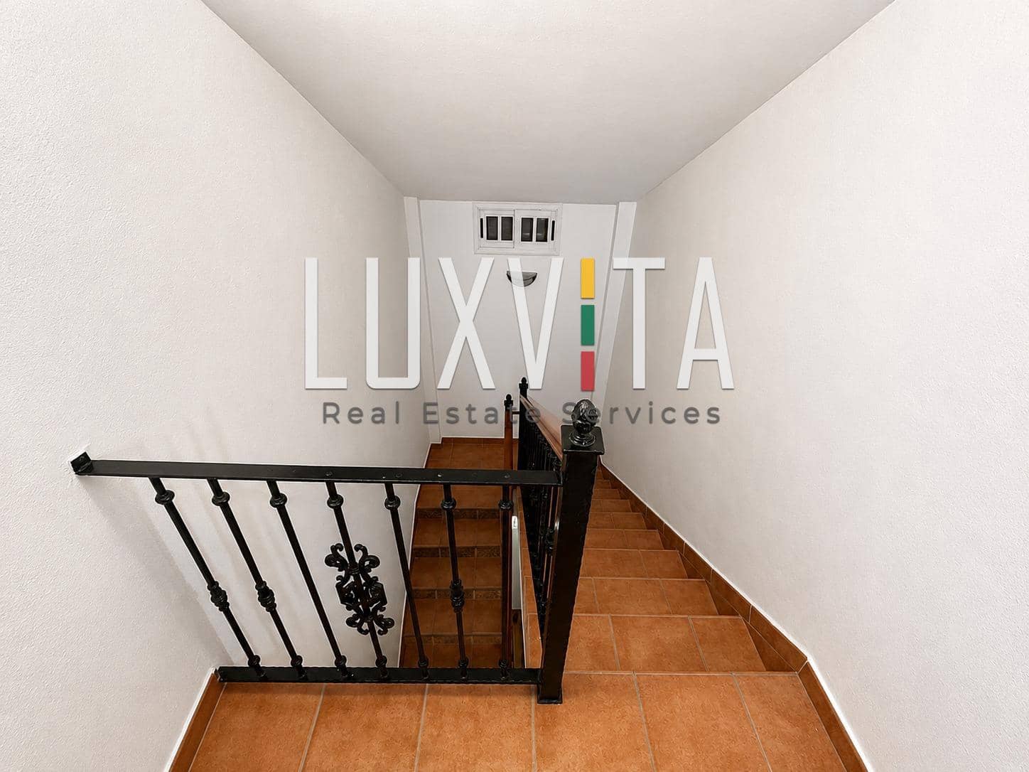 4 bedroom Villa for sale in Santiago del Teide with garage - € 560,000 (Ref: 9924637)