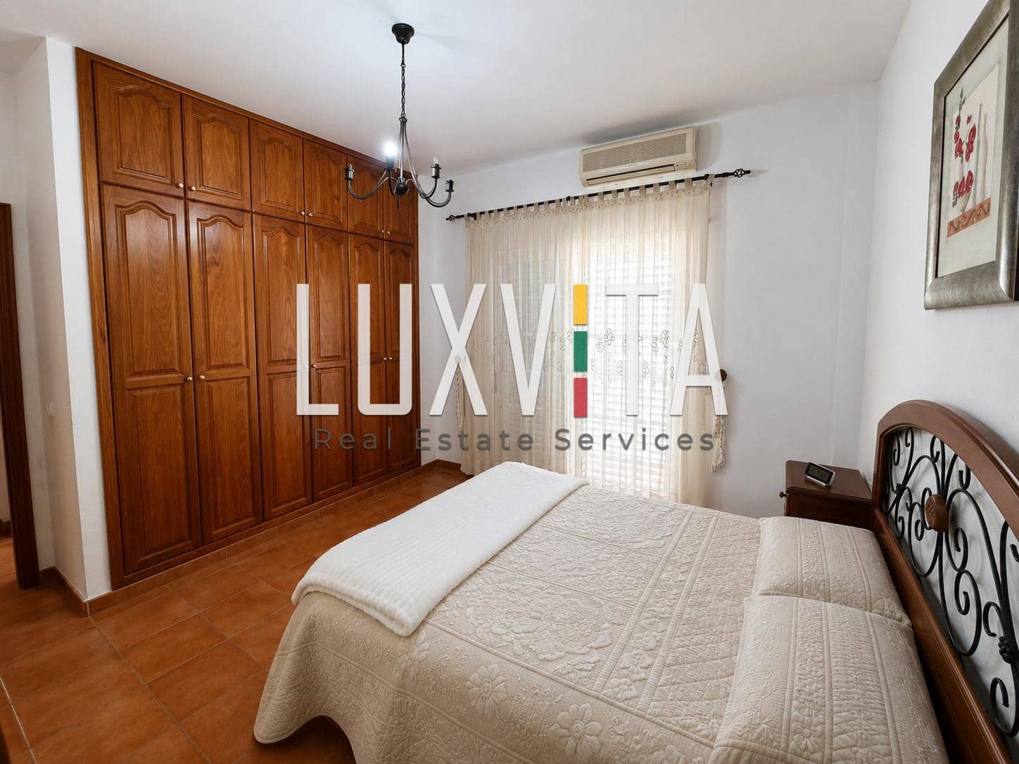4 bedroom Villa for sale in Santiago del Teide with garage - € 560,000 (Ref: 9924637)