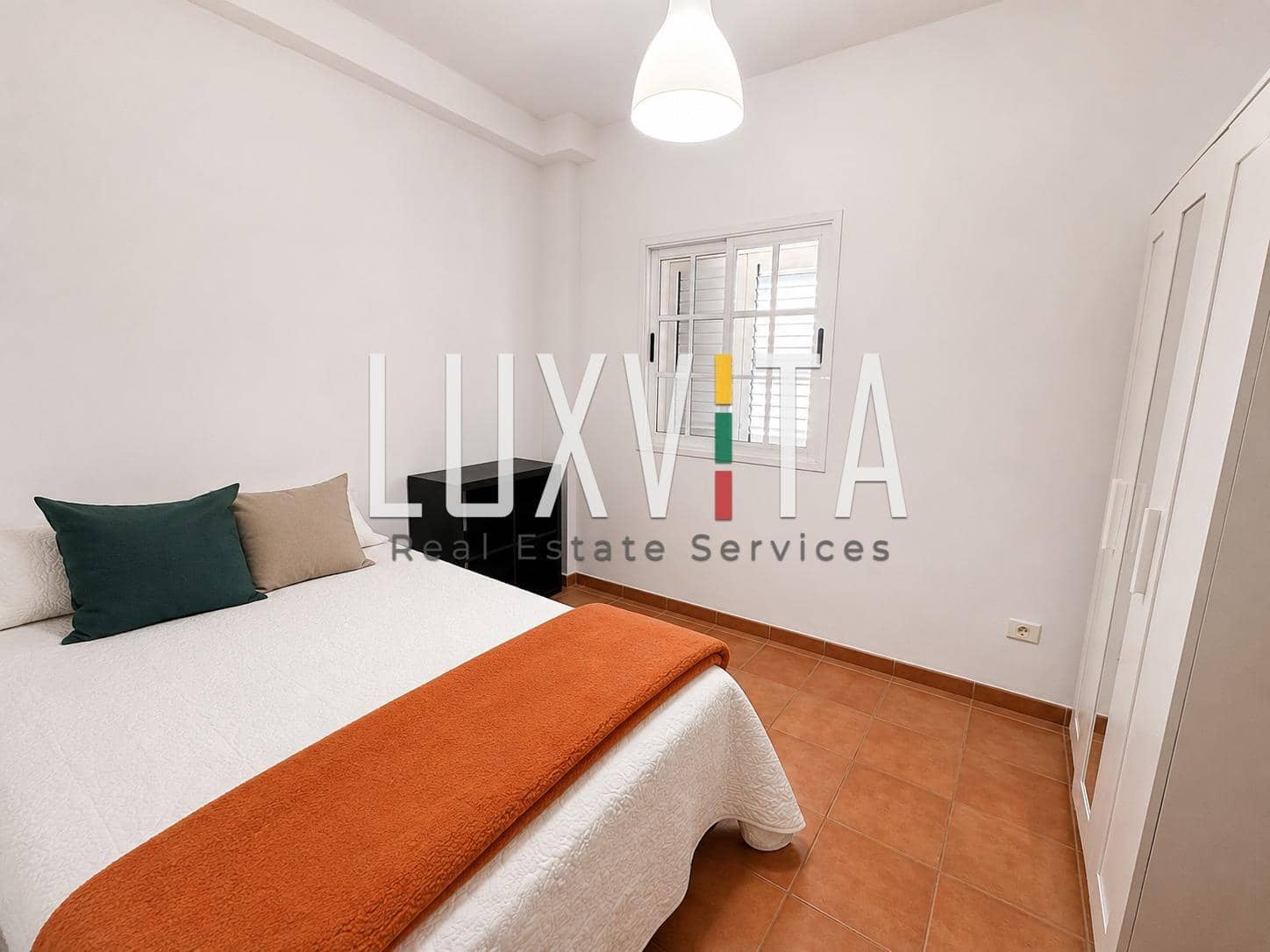 4 bedroom Villa for sale in Santiago del Teide with garage - € 560,000 (Ref: 9924637)
