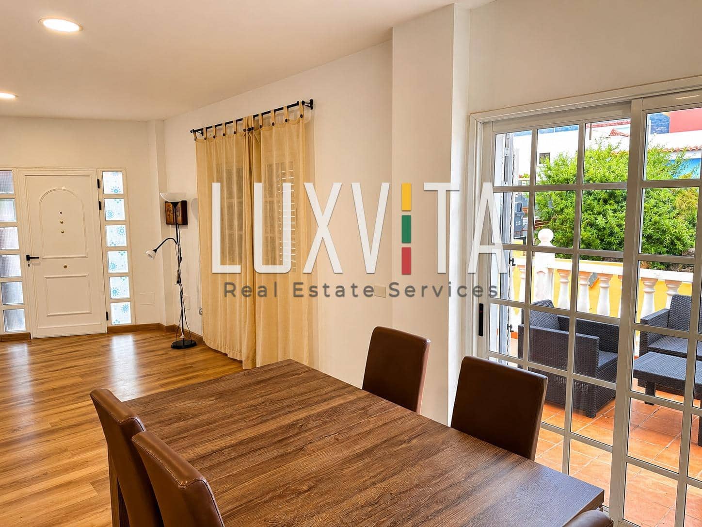 4 bedroom Villa for sale in Santiago del Teide with garage - € 560,000 (Ref: 9924637)
