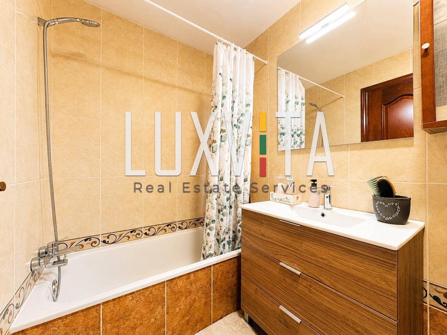 2 soverom Leilighet til salgs i Valle de San Lorenzo - € 230 000 (Ref: 9978905)