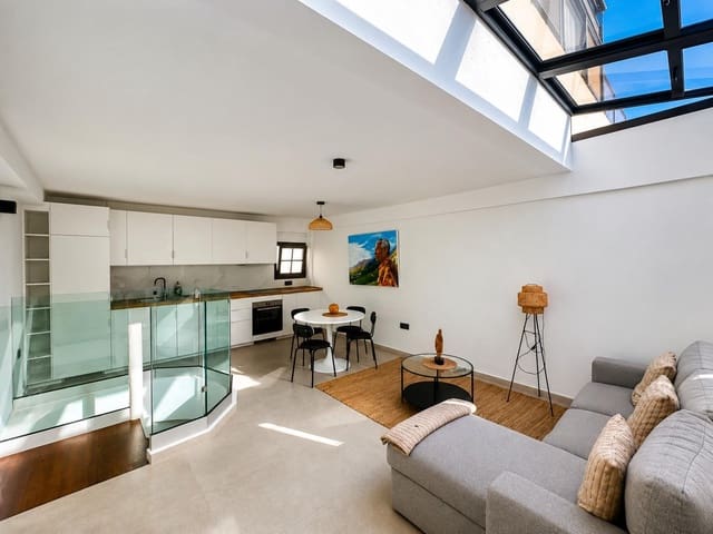 1 soverom Leilighet til salgs i Los Cristianos, Arona - € 280 000 (Ref: 9998835)