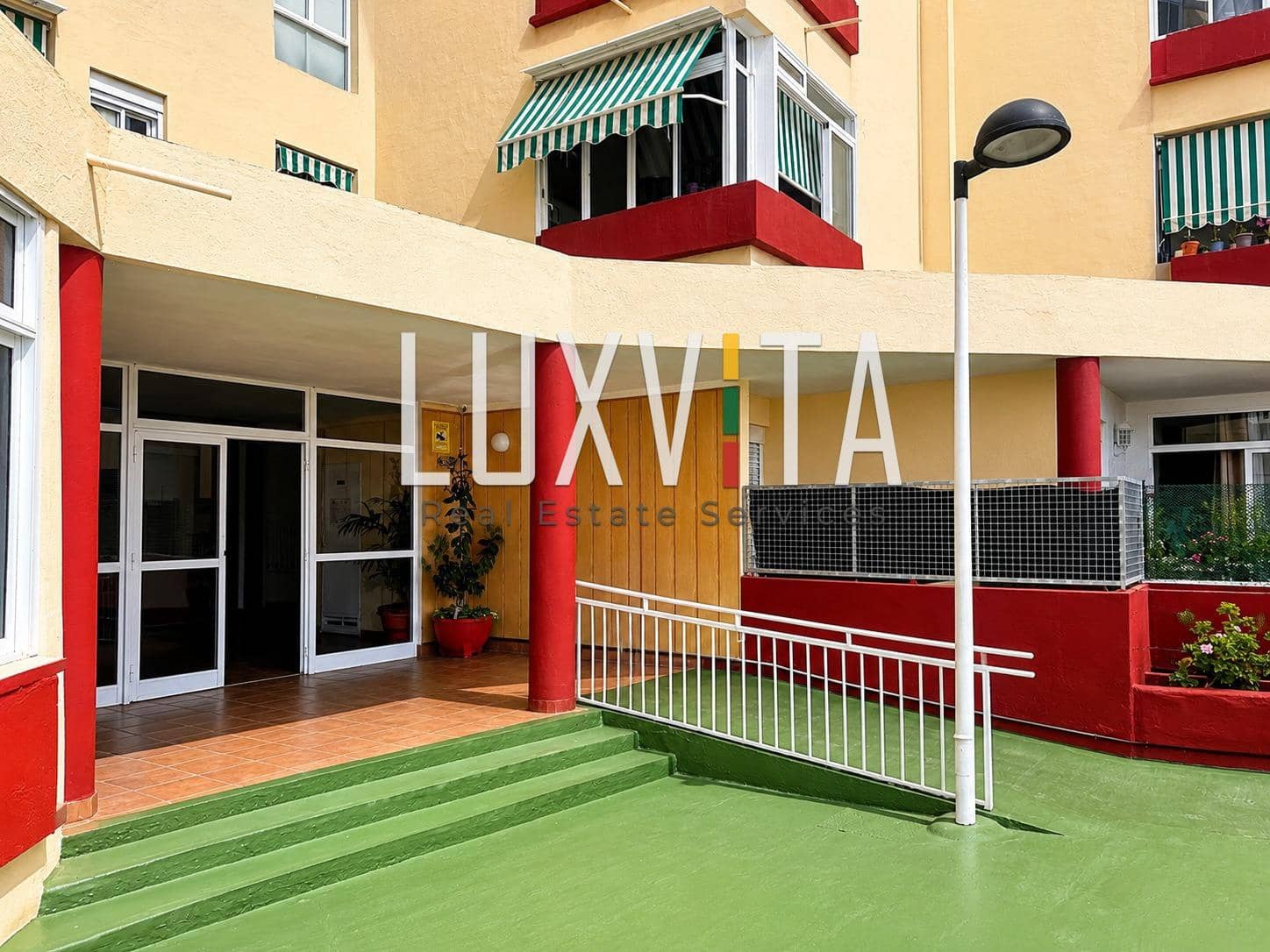 1 soverom Leilighet til salgs i El Madronal med svømmebasseng - € 215 000 (Ref: 9998836)