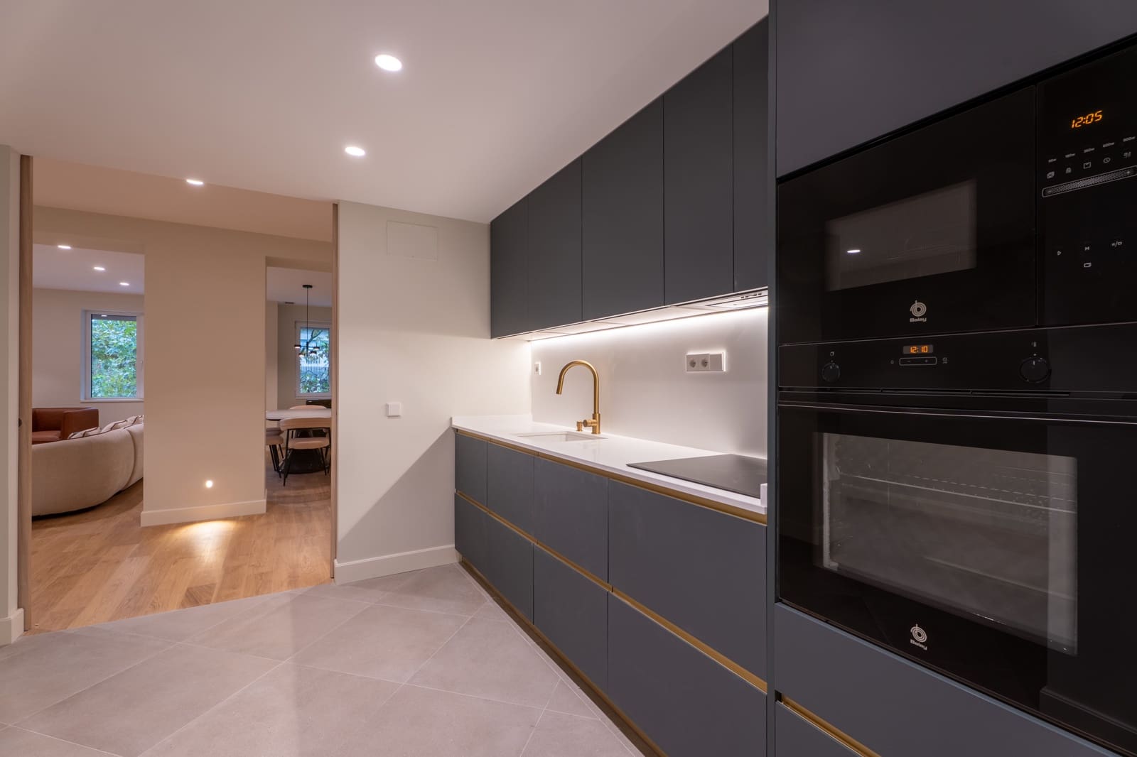 3 sypialnia Apartament na sprzedaż w Miasto Madryt z garażem - 1 650 000 € (Ref: 10086353)