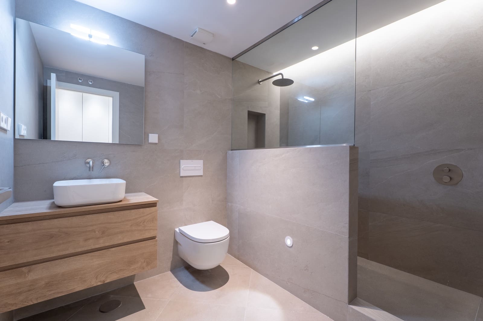 3 sypialnia Apartament na sprzedaż w Miasto Madryt z garażem - 1 650 000 € (Ref: 10086353)