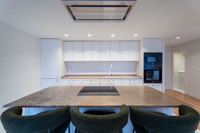 3 soverom Leilighet til salgs i Castellana, Madrid by med garasje - € 3 000 000 (Ref: 9462898)