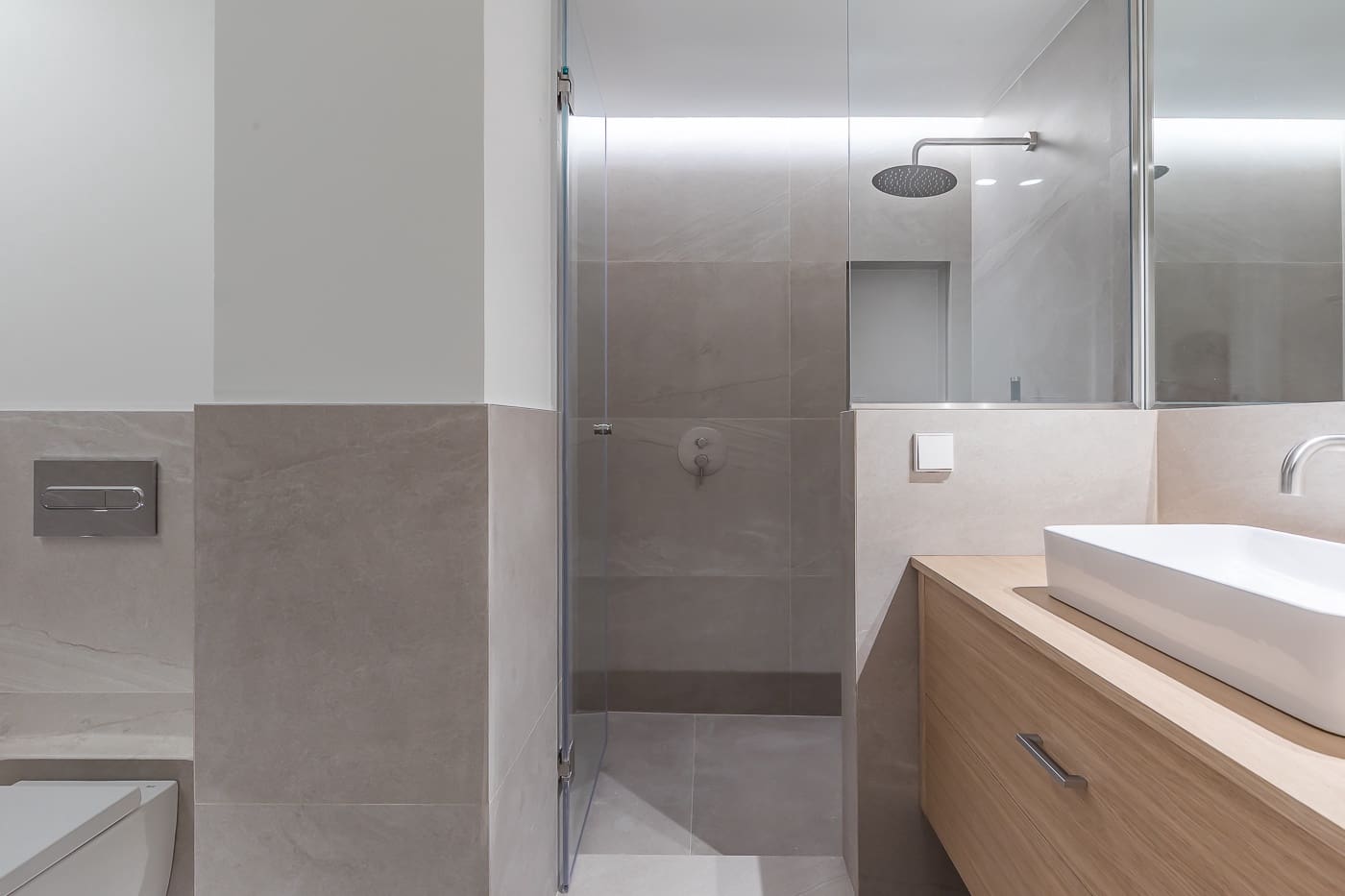 3 bedroom Apartment for sale in Madrid city - € 1,675,000 (Ref: 9462901)