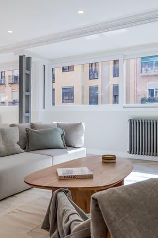 3 bedroom Apartment for sale in Rios Rosas, Madrid city - € 1,675,000 (Ref: 9462901)