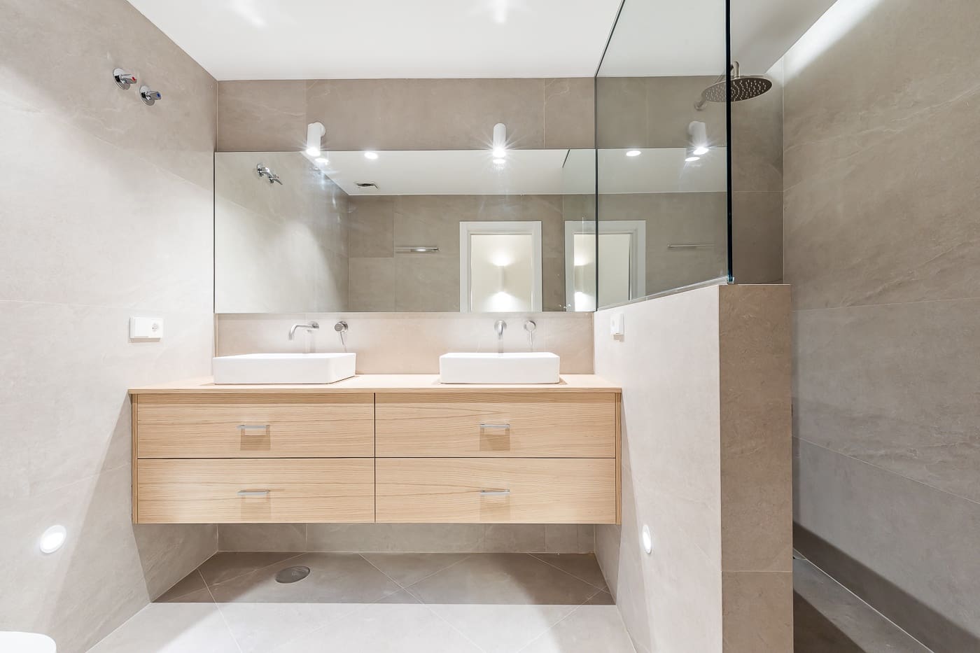 3 bedroom Apartment for sale in Madrid city - € 1,675,000 (Ref: 9462901)