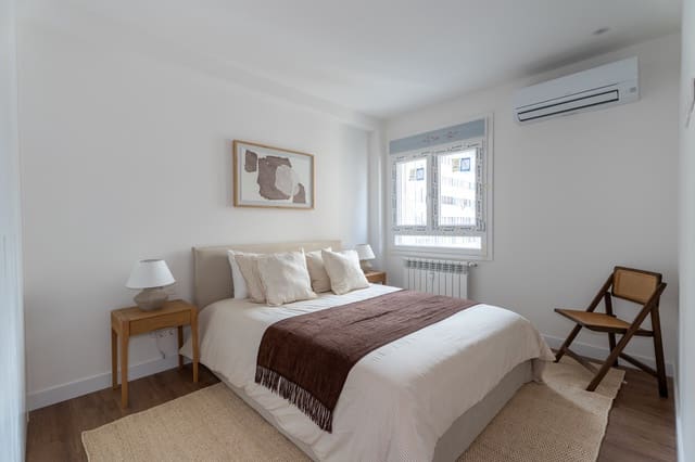 2 quarto Apartamento para venda em Cuatro Caminos, Madrid cidade - 990 000 € (Ref: 9730873)