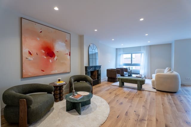 3 slaapkamer Flat te koop in Castellana, Madrid stad met garage - € 2.950.000 (Ref: 9730876)