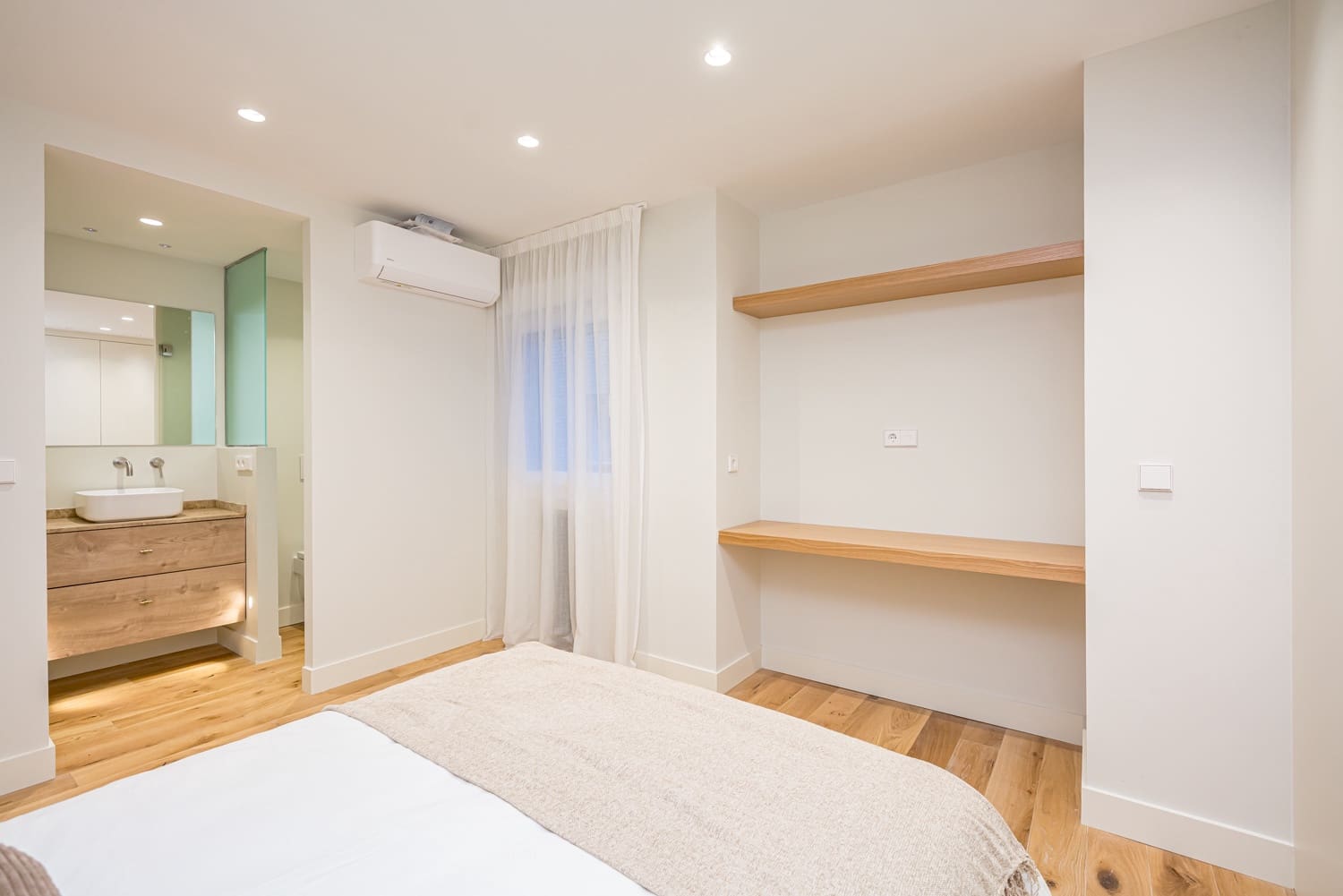 3 bedroom Flat for sale in Madrid city with garage - € 2,799,000 (Ref: 9730876)