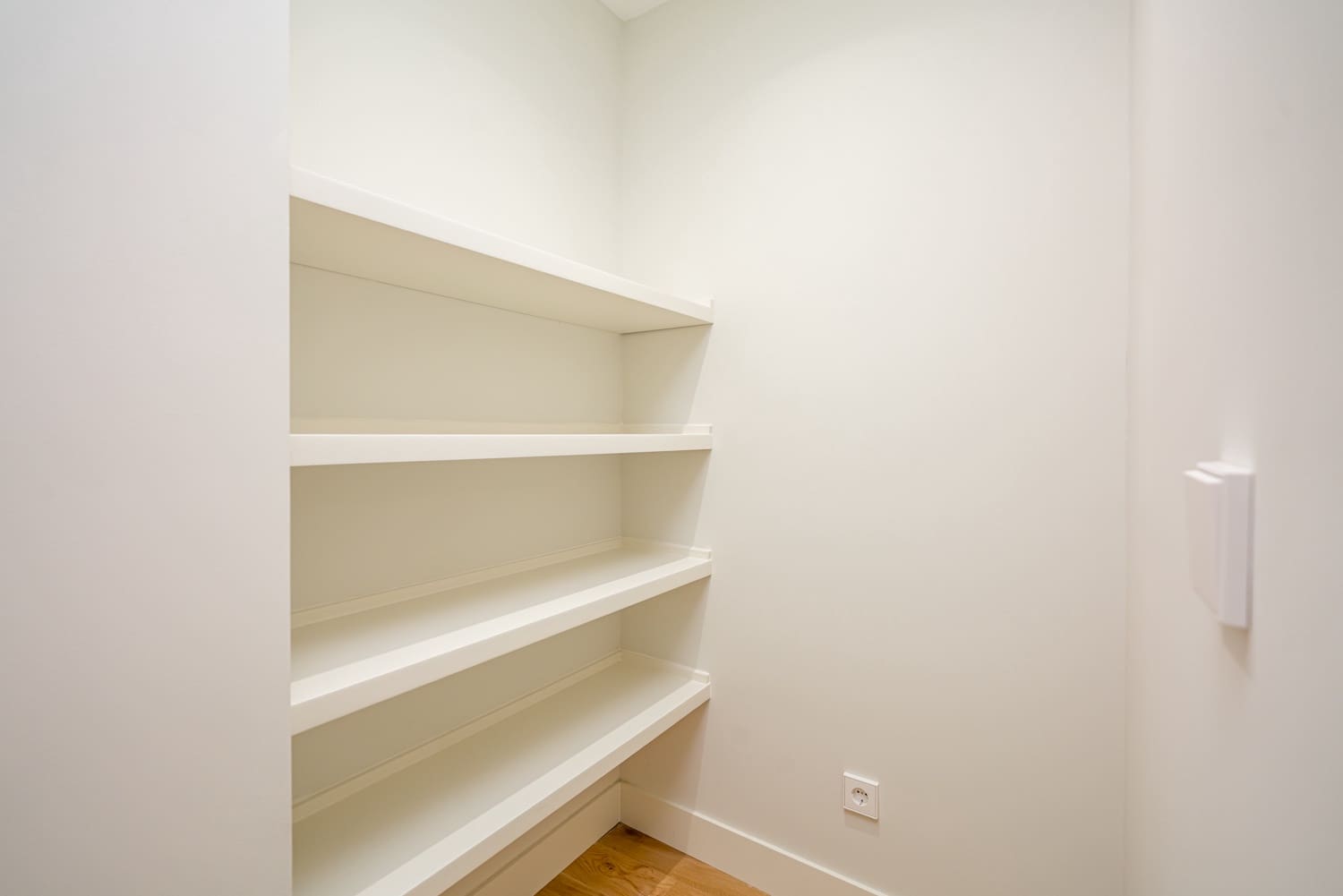3 bedroom Flat for sale in Madrid city with garage - € 2,799,000 (Ref: 9730876)