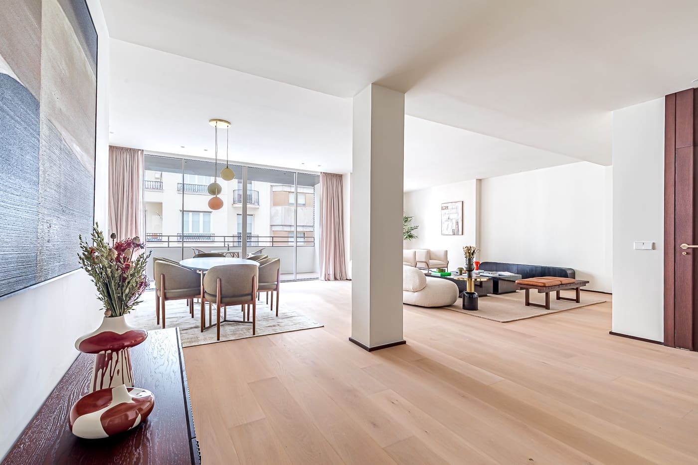 4 bedroom Flat for sale in Madrid city with garage - € 3,990,000 (Ref: 9730881)