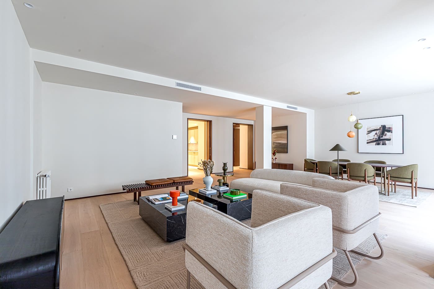 4 bedroom Flat for sale in Madrid city with garage - € 3,990,000 (Ref: 9730881)