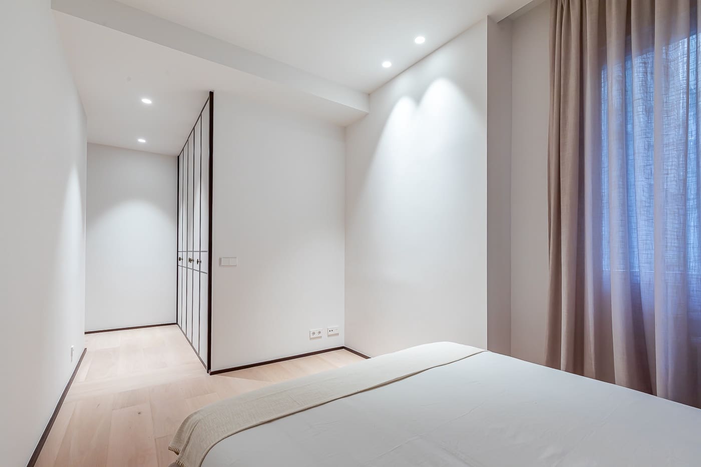 4 bedroom Flat for sale in Madrid city with garage - € 3,990,000 (Ref: 9730881)