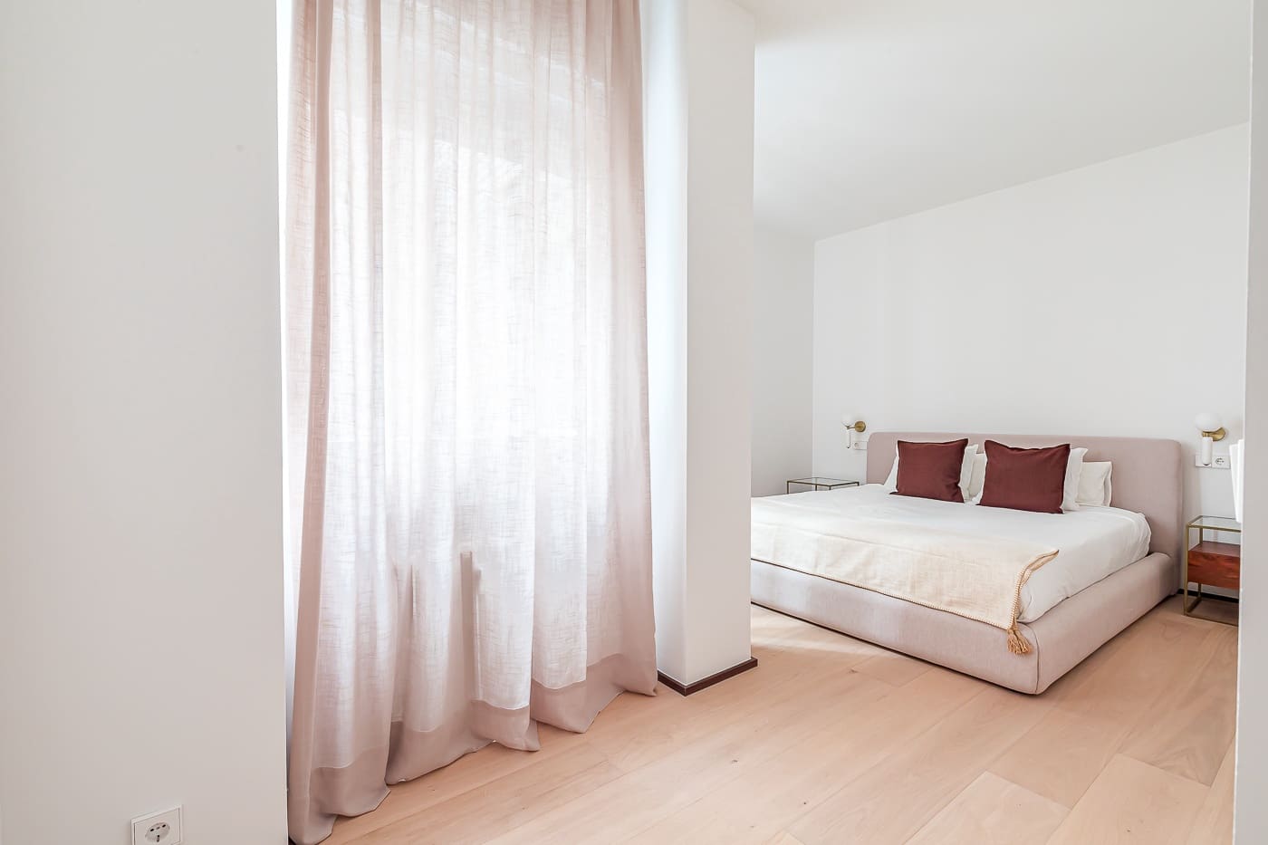 4 bedroom Flat for sale in Madrid city with garage - € 3,990,000 (Ref: 9730881)