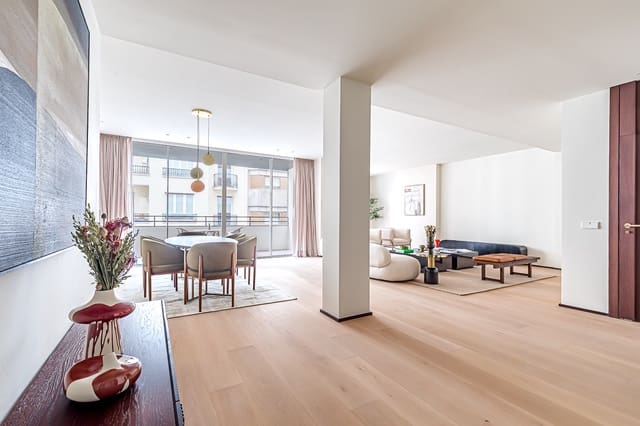 Piso de 4 habitaciones en Recoletos, Madrid ciudad en venta con garaje - 3.990.000 € (Ref: 9730881)