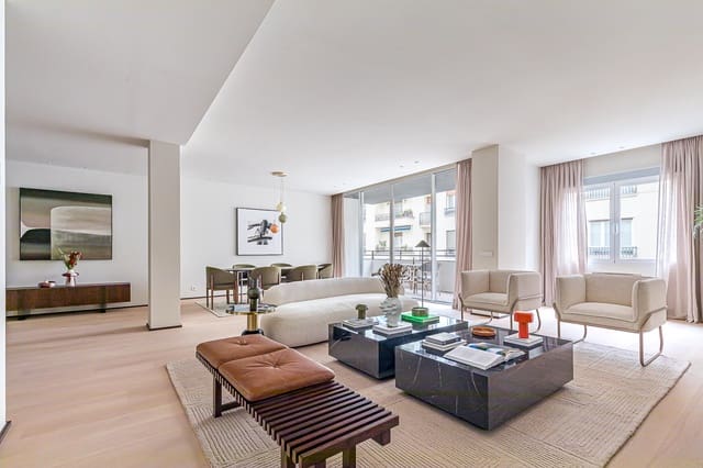 Piso de 4 habitaciones en Recoletos, Madrid ciudad en venta con garaje - 3.990.000 € (Ref: 9730881)