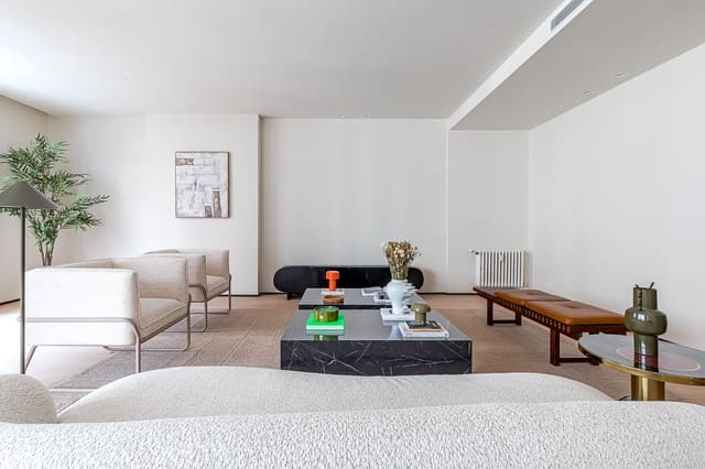 Piso de 4 habitaciones en Recoletos, Madrid ciudad en venta con garaje - 3.990.000 € (Ref: 9730881)